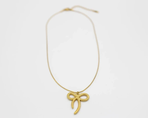 Ribbon Twirl Ketting