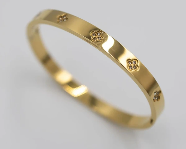 Lucky Clover Bangle
